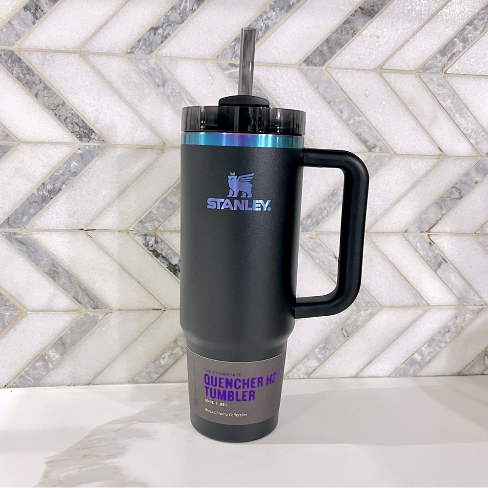 Stanley 30oz Black Chroma